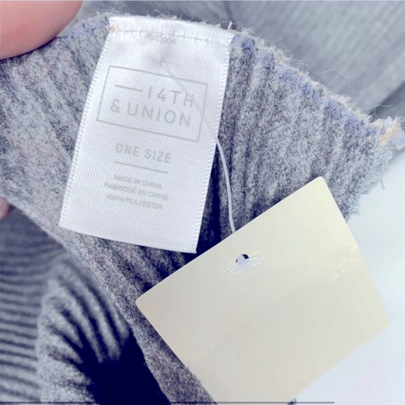 14th & Union Womens Reversible Ribbed Scarf - Picture 2 of 4